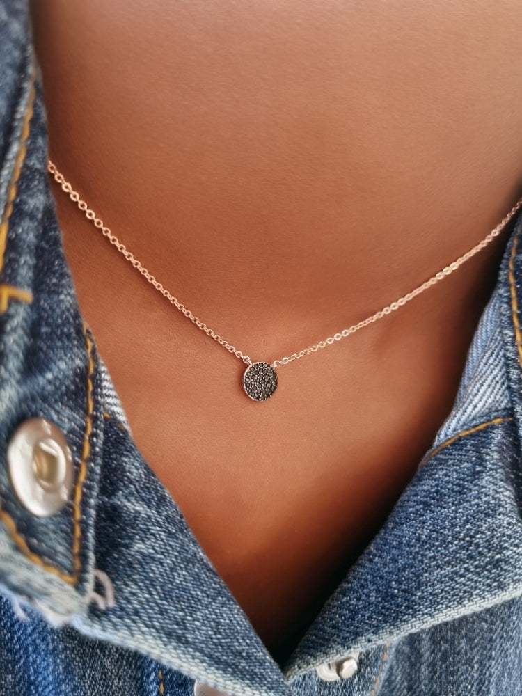 Upscale Round Dot Necklace